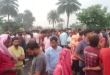 तेज रफ्तार ट्रक ने 25 वर्षीय युवक को रौदा, घटना स्थल पर ही हुईं मौत।