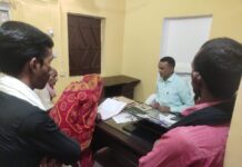 भूमी विबाद मामलों को लेकर अंचलाधिकारी ने अपने कार्यालय में लगाया जनता दरबार।