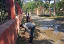 वीटीआर के प्रमुख पर्यटन स्थलों पर चला सफाई अभियान, वाल्मीकिनगर रेंजर ने प्लास्टिक उपयोग नहीं करने की दी सलाह।