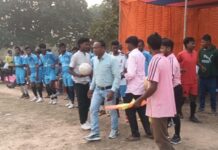 टेंगपाजा खेल मैदान पर फुटबाल टूर्नामेंट का किया गया आयोजन।