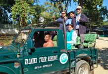 बेल्जियम से वीटीआर पहुंचा विदेशी पर्यटक।