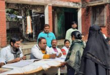 सुरक्षित मातृत्व की दिशा में सार्थक पहल, वाल्मीकिनगर में गर्भवती महिलाओं की हुई विशेष जांच।