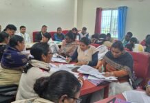 डाक्टर संजीव कुमार सिंह के अध्यक्षता में रुटिन इम्यूनाइजेशन माइक्रोप्लान कम वर्कशॉप के संबंध में बैठक आयोजित।