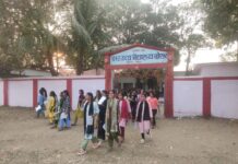 प्रखंड के दो केंद्रो पर हो रही हैं मैट्रिक की परीक्षा संचालित।