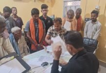 भुमी विवाद मामलों को लेकर अंचलाधिकारी मनोज कुमार ने लगाया जनता दरबार।