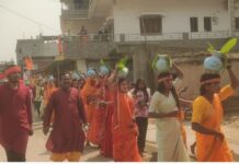 अखंड राम चरित्र मानस एवं श्रीमद् भागवत महापुराण कथा शुभारंभ को लेकर निकल गई कलश शोभा यात्रा।