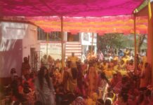 बजरंगबली के स्थापना को लेकर निकाली गई शोभायात्रा।