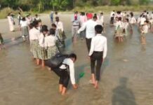 तमसा की कलकल धारा में झूमे छात्र, वाल्मीकिनगर की वादियों में उमड़ा पर्यटन उत्साह।