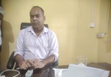 निर्धारित समय पर नहीं हो पाया केडिया सरकारी हाट का डाक दो अप्रैल को करने को लेकर समय हुआ निर्धारित।