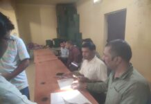 प्रखंड सभागार में गुरुवार को भारत के मकान जनगणना को लेकर हुई एक दिवसीय प्रशिक्षण।