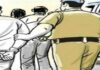 शराब पीकर हंगामा करने वाले तीन शराबियों को पुलिस ने किया गिरफ्तार।