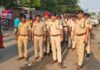 बकरीद पर्व को लेकर मझौलिया में निकाला गया फ्लैग मार्च।