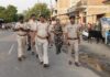 बकरीद को लेकर वाल्मीकिनगर में सुरक्षा का सख्त पहरा, पुलिस-एसएसबी का फ्लैग मार्च, अफवाह फैलाने वालों पर होगी कड़ी कार्रवाई।