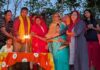 नारायणी गंडकी महाआरती में उमड़ी श्रद्धा की अविरल धारा, अधिक मास पूर्णिमा पर संगम तट बना आस्था का केंद्र।