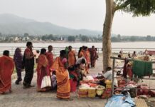 हस्त नक्षत्र के दुर्लभ संयोग में गूंजा हर-हर गंगे का जयघोष।