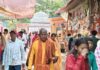 गंगा दशहरा पर आस्था का सैलाब, संगम में श्रद्धालुओं ने लगाई डुबकी